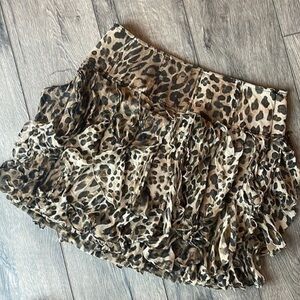 Cache skirt size 10 cheetah print ruffled skirt